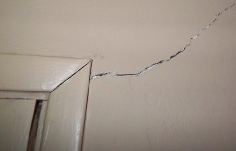 Foundation Leveling -  Cracks In Wall